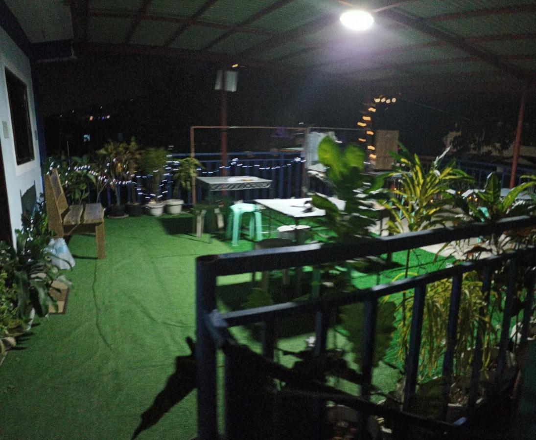 Marbeth Inn Coron Luaran gambar